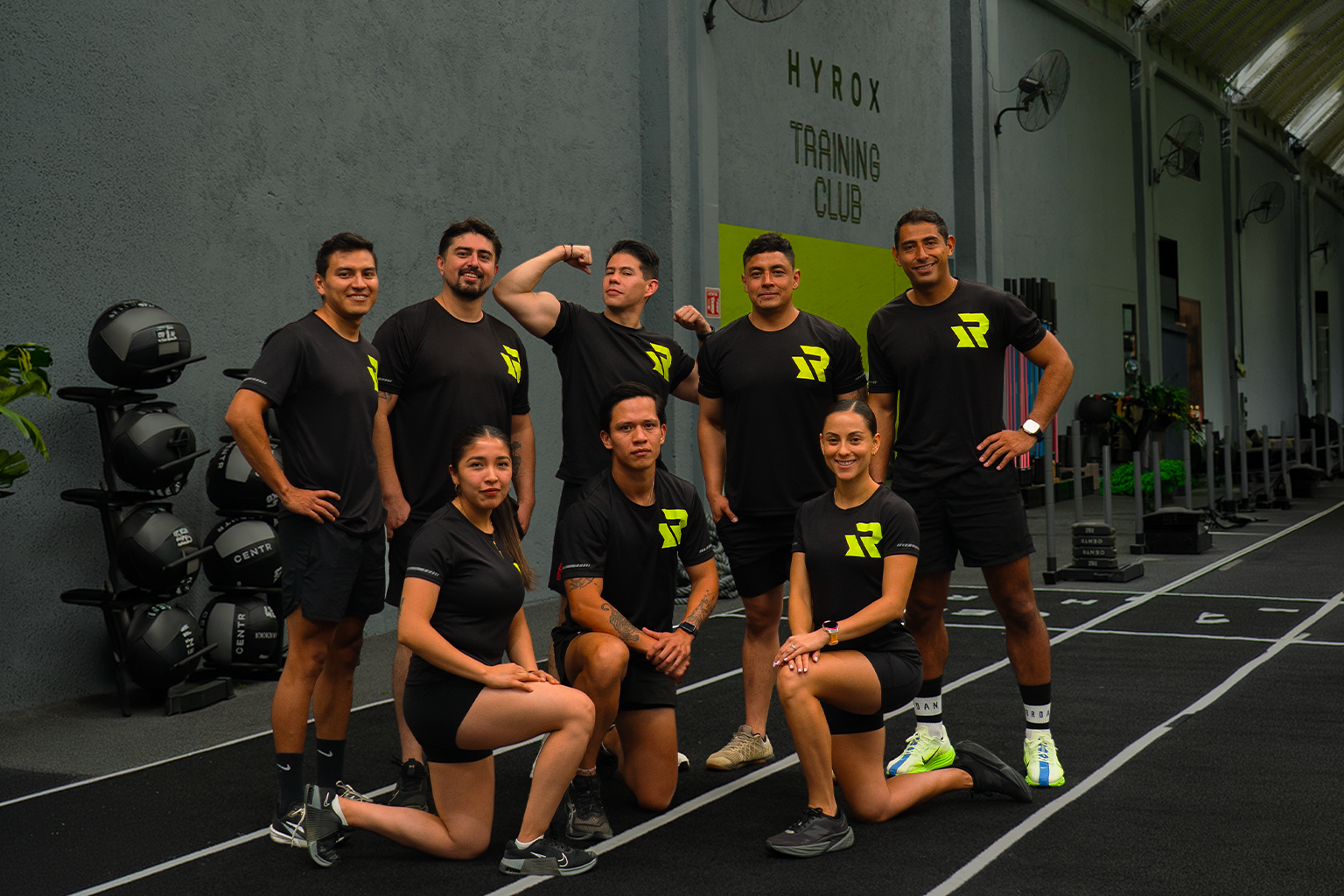 Comunidad fitness entrenando en Resistenza Pachuca